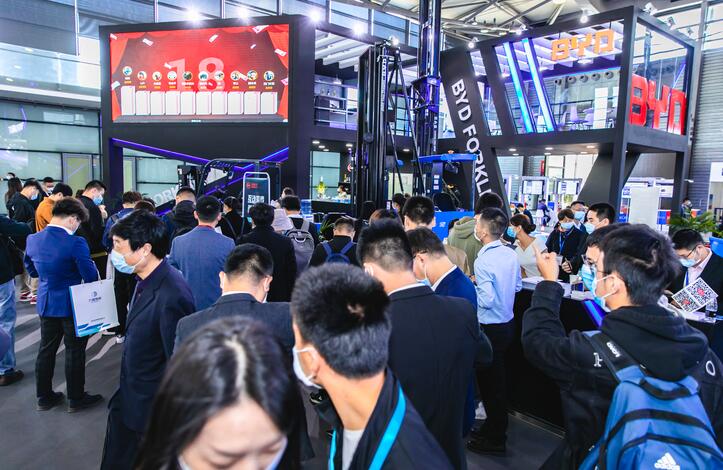 上海展台搭建中如何精准的获得客户？具体有哪些方法？